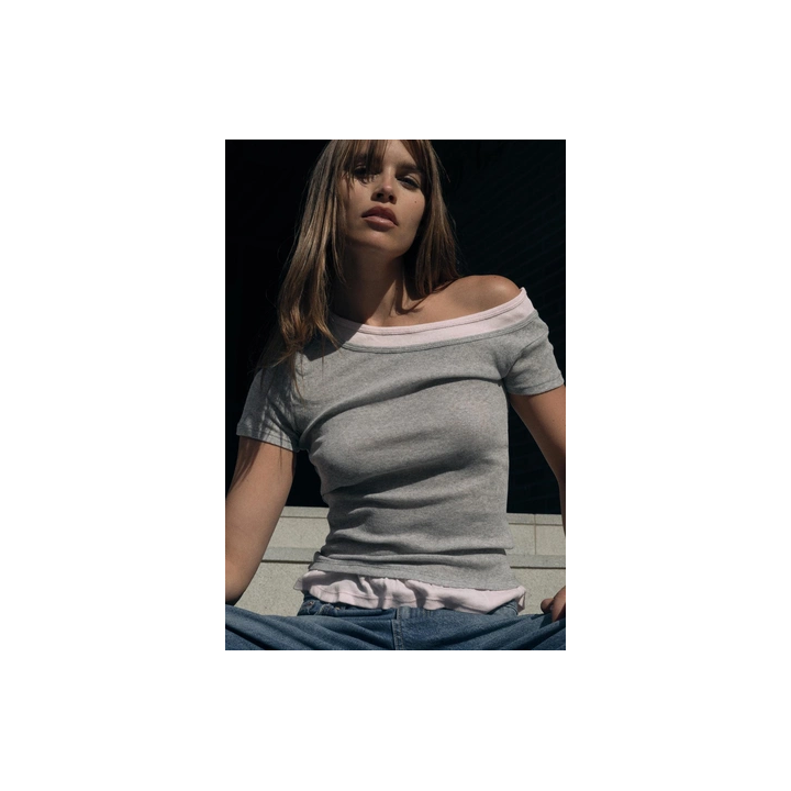 ДВУХСЛОЙНАЯ ФУТБОЛКА АСИММЕТРИЧНОГО КРОЯ