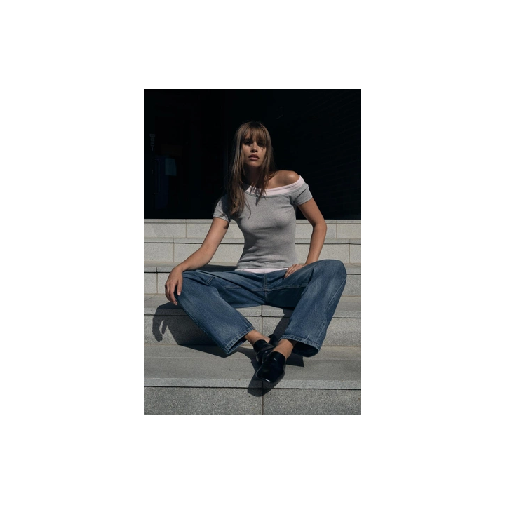 ДВУХСЛОЙНАЯ ФУТБОЛКА АСИММЕТРИЧНОГО КРОЯ