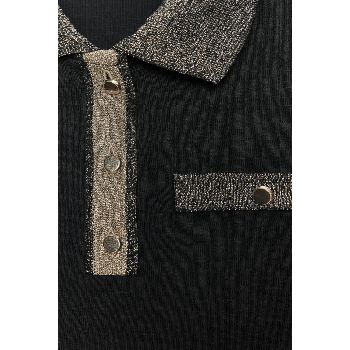 Футболка с металлической нитью