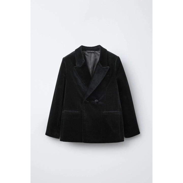 КОСТЮМНЫЙ БЛЕЙЗЕР ИЗ БАРХАТА