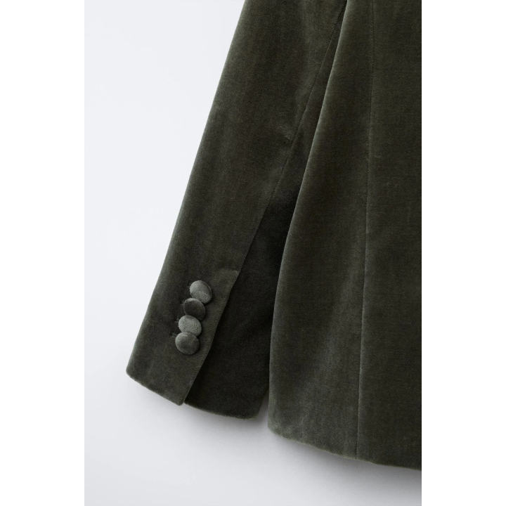 КОСТЮМНЫЙ БЛЕЙЗЕР ИЗ БАРХАТА