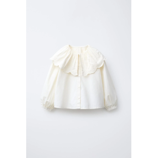 БЛУЗА С БОЛЬШИМ ОТЛОЖНЫМ ВОРОТНИКОМ И ВЫШИВКОЙ