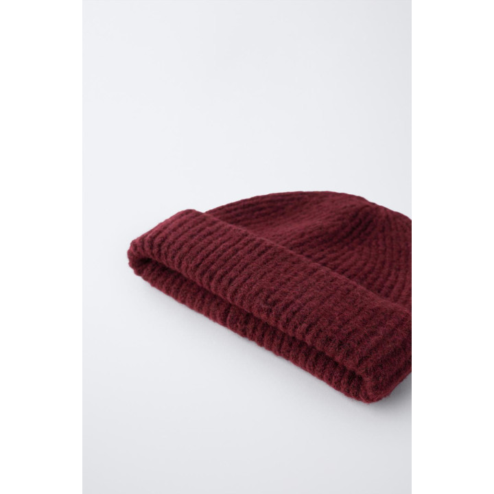 Шапка с отворотом из основной вязки