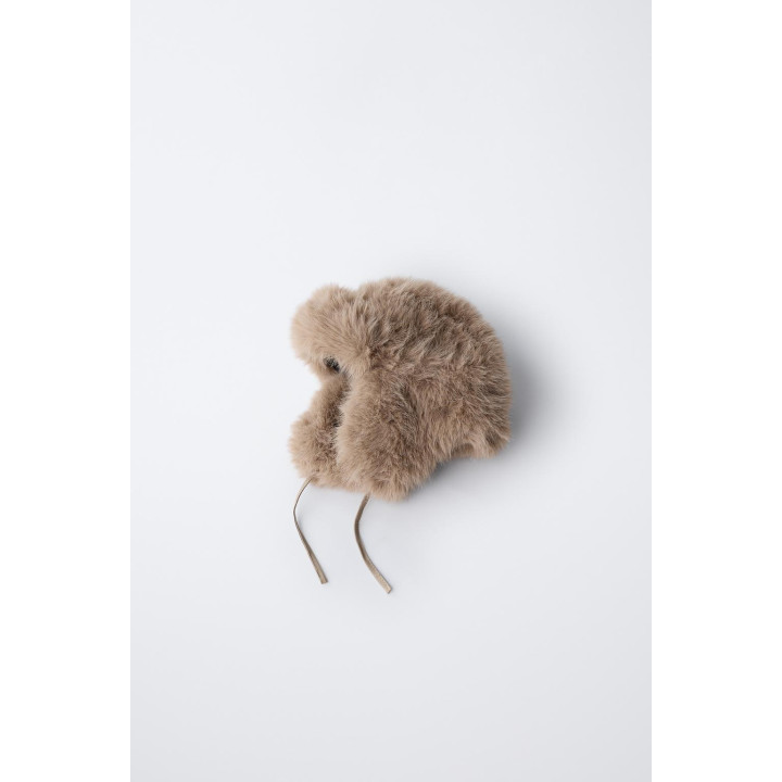 Шапка из искусственного меха коллекции ski