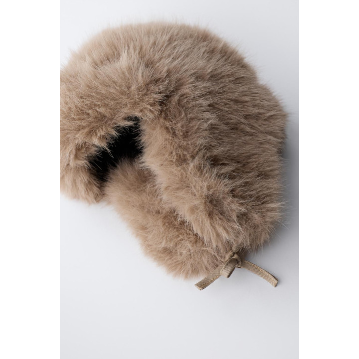 Шапка из искусственного меха коллекции ski