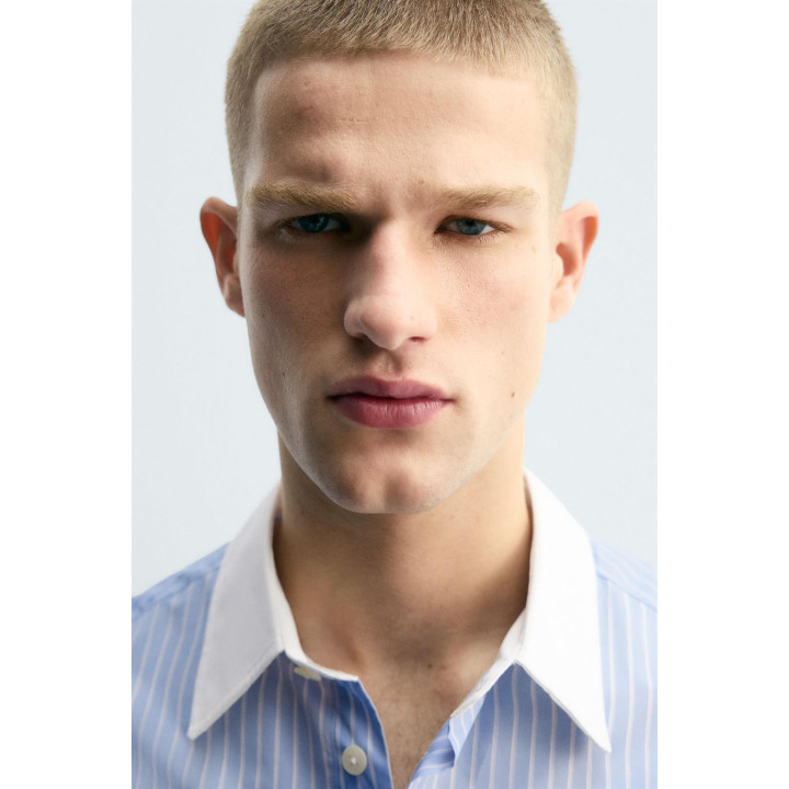 Рубашка в полоску с манжетами на запонках