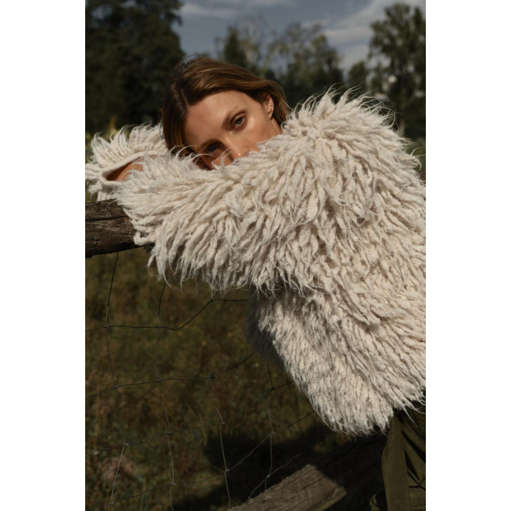 КАРДИГАН С БАХРОМОЙ И ЭФФЕКТОМ ВОРСА