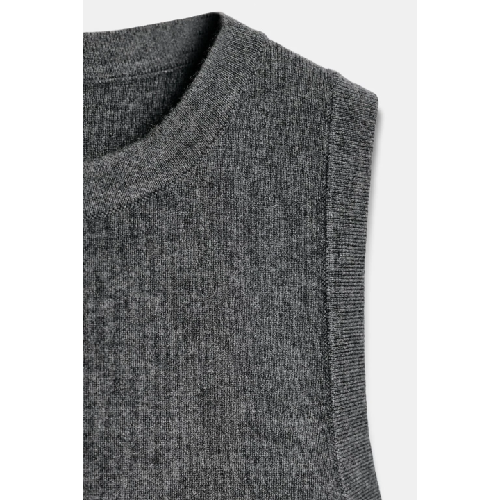 БАЗОВЫЙ ТРИКОТАЖНЫЙ ТОП