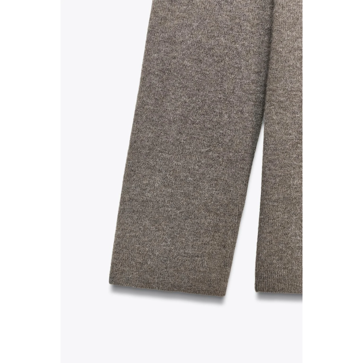 ТРИКОТАЖНЫЙ ТОП БЕЗ БРЕТЕЛЕЙ СО СБОРКАМИ