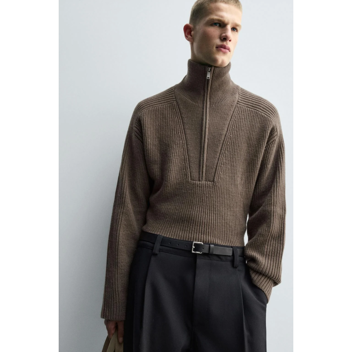 ВЯЗАНЫЙ СВИТЕР С ВОРОТНИКОМ НА МОЛНИИ