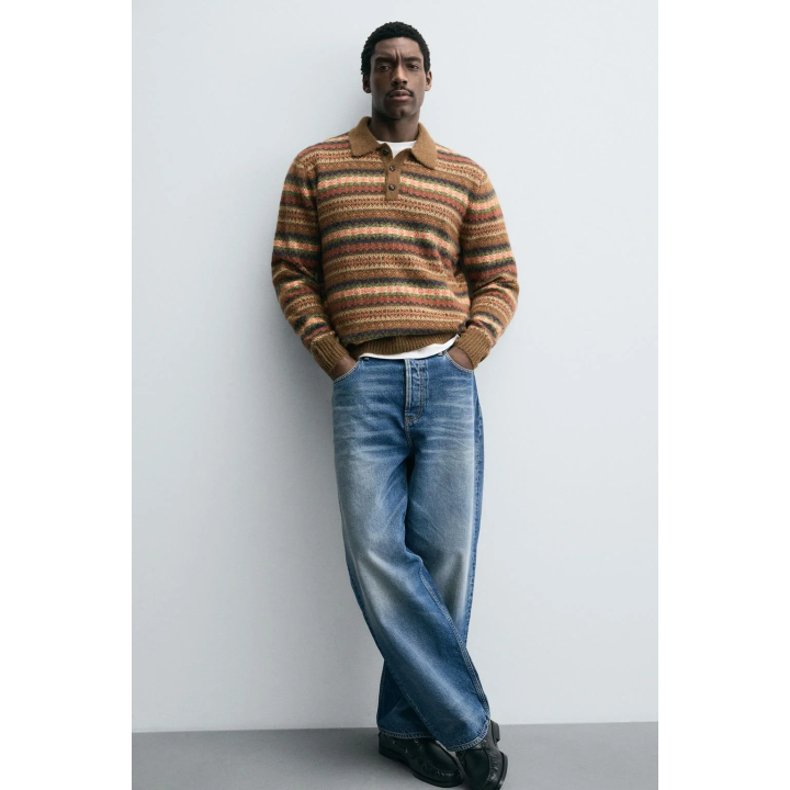 ТРИКОТАЖНОЕ ПОЛО ЖАККАРДОВОЕ ГЕОМЕТРИЧЕСКОЕ