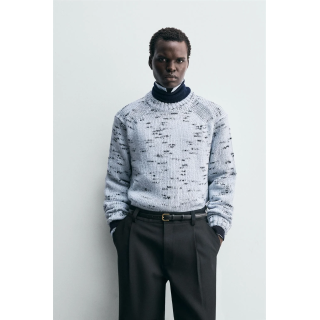 СВИТЕР ИЗ РЕЛЬЕФНОЙ ТКАНИ С КОНТРАСТНЫМ УЗОРОМ