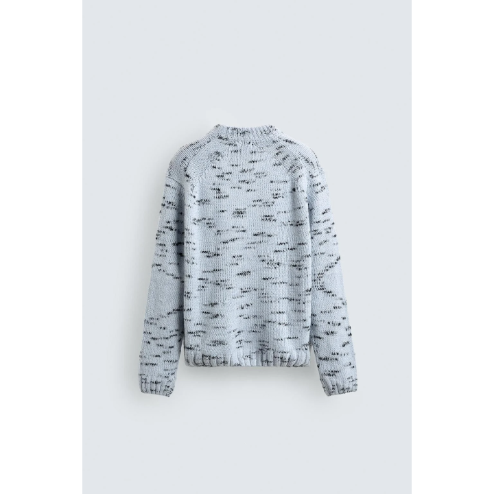 СВИТЕР ИЗ РЕЛЬЕФНОЙ ТКАНИ С КОНТРАСТНЫМ УЗОРОМ