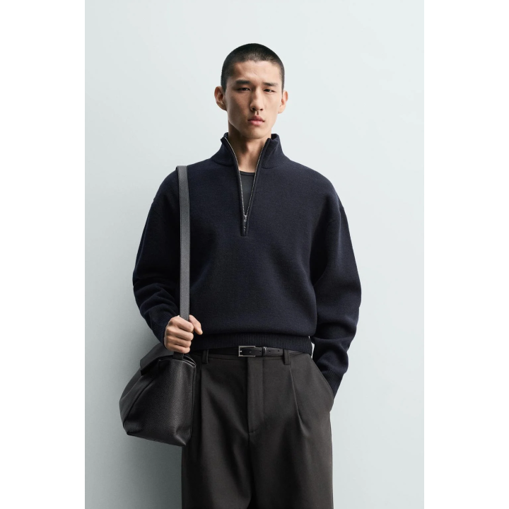 Джемпер с застежкой на молнии до четверти