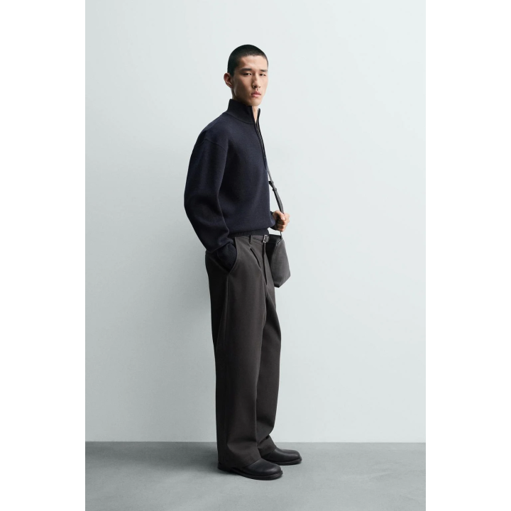 Джемпер с застежкой на молнии до четверти