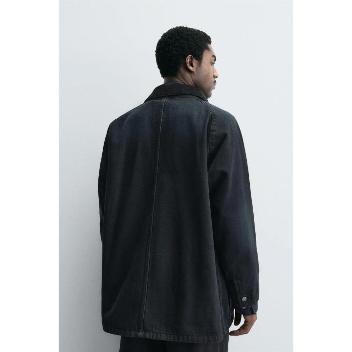 ДЖИНСОВАЯ КУРТКА С КОМБИНИРОВАННЫМ ВОРОТНИКОМ