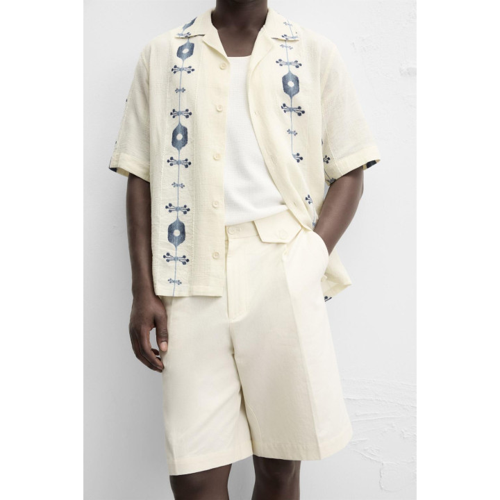 ЖАККАРДОВАЯ РУБАШКА С КОНТРАСТНЫМ РИСУНКОМ