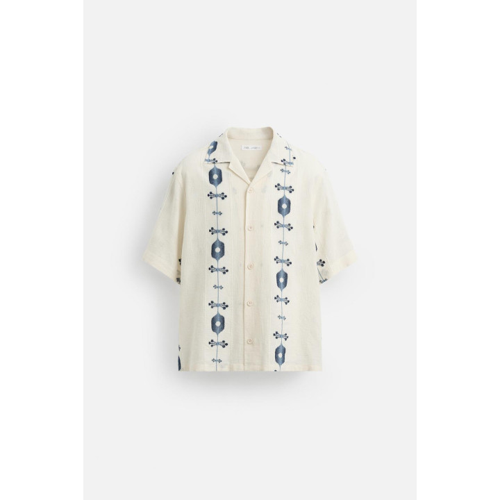 ЖАККАРДОВАЯ РУБАШКА С КОНТРАСТНЫМ РИСУНКОМ