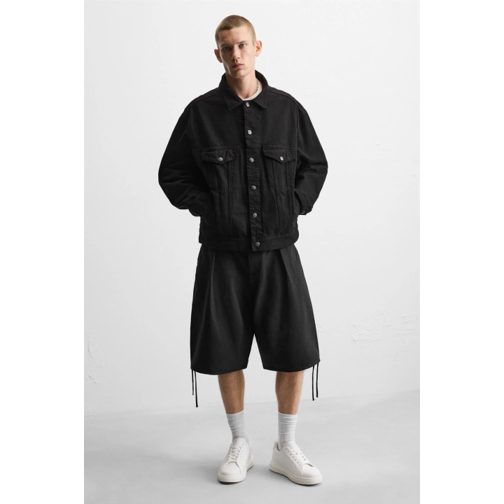 ОДНОТОННЫЕ КРОССОВКИ С ОБЪЕМНОЙ ПОДОШВОЙ