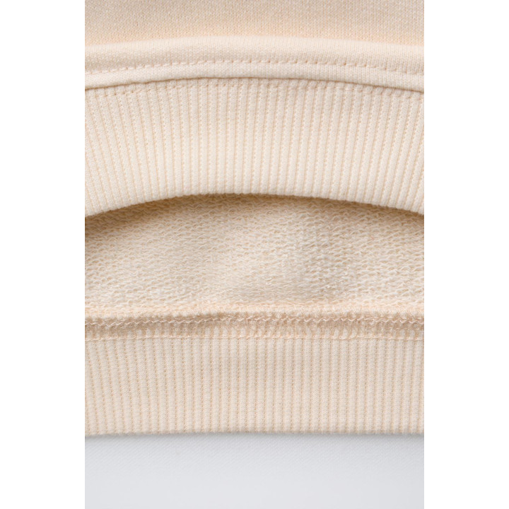 ТОЛСТОВКА С КОМБИНИРОВАННЫМ ВОРОТНИКОМ И ЦВЕТАМИ