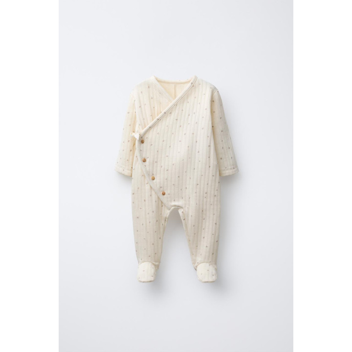 СТЕГАНЫЙ КОМБИНЕЗОН С ПРИНТОМ «ВЕТОЧКИ»