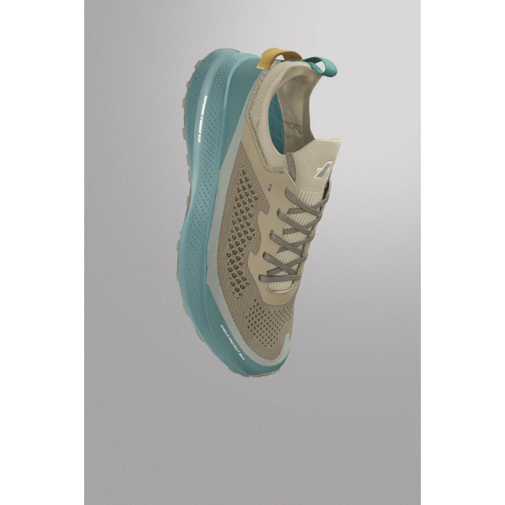 КРОССОВКИ БЕГОВОГО СТИЛЯ