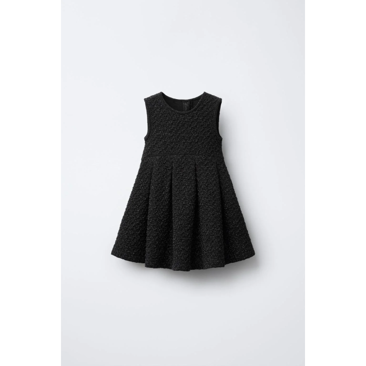 ЖАККАРДОВОЕ ПЛАТЬЕ С БЛЕСТКАМИ