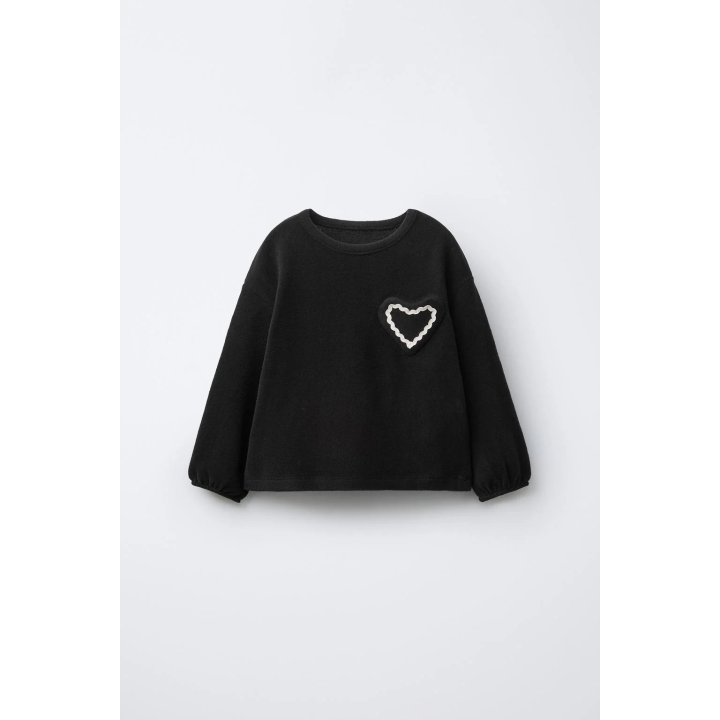 Футболка из мягкого трикотажа с карманом в форме сердца