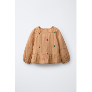 БЛУЗКА С ТЕКСТУРНОЙ ВЫШИВКОЙ В ВИДЕ ЦВЕТОВ