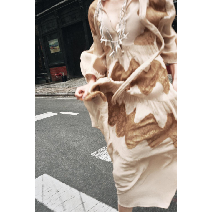 ПЛАТЬЕ С КРУЖЕВНОЙ ОТДЕЛКОЙ И БАНТОМ