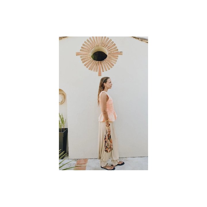 ТОП С РЕЗИНКАМИ И ОРЮШАМИ