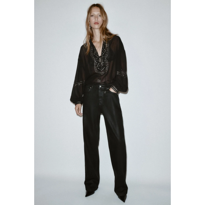 БЛУЗА ИЗ ПОЛУПРОЗРАЧНОЙ ТКАНИ С БУСИНАМИ