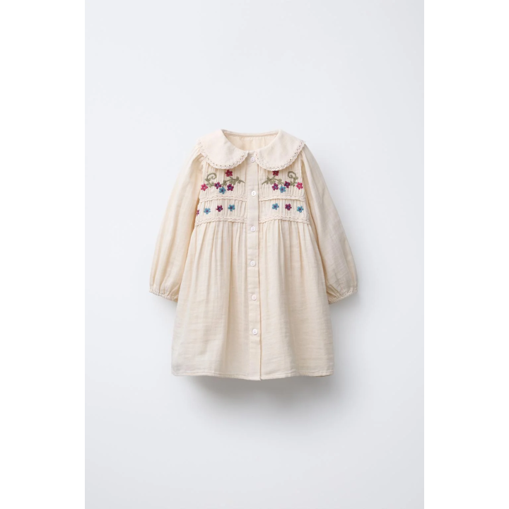 ПЛАТЬЕ С ВЫШИВКОЙ В ВИДЕ ЦВЕТОВ