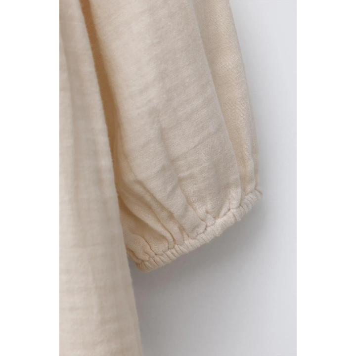 ПЛАТЬЕ С ВЫШИВКОЙ В ВИДЕ ЦВЕТОВ