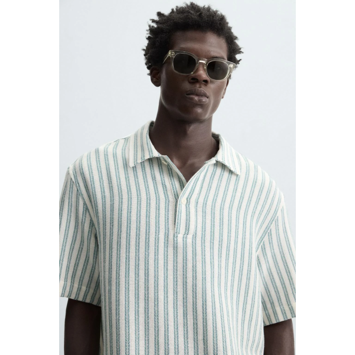 ПОЛО С РЕЛЬЕФНЫМ РИСУНКОМ «ЕЛОЧКА»