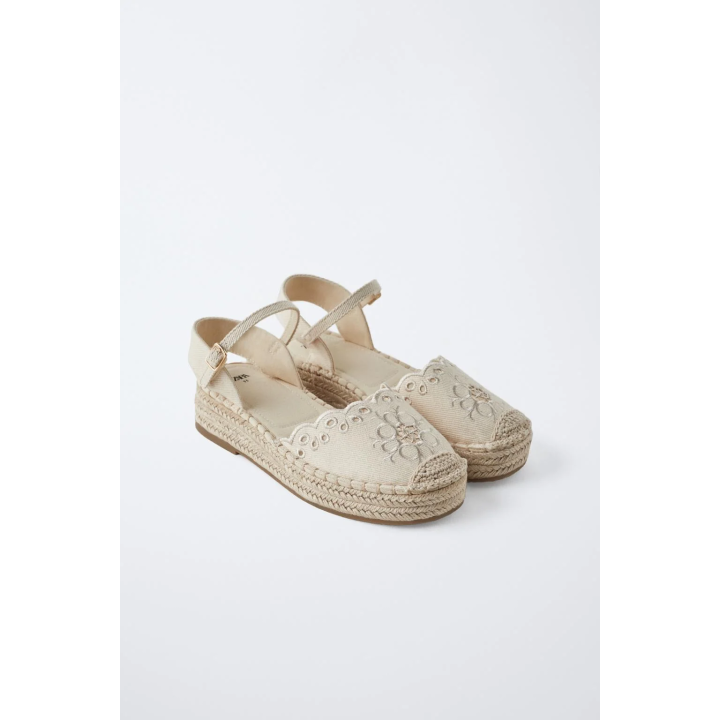 ЭСПАДРИЛЬИ С ВЫШИВКОЙ