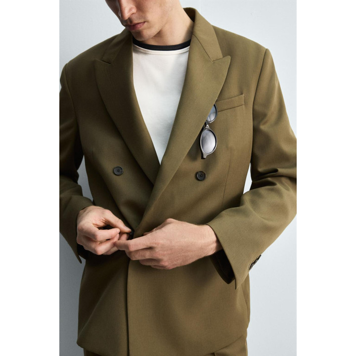 КОСТЮМНЫЙ ДВУБОРТНЫЙ БЛЕЙЗЕР LIMITED EDITION