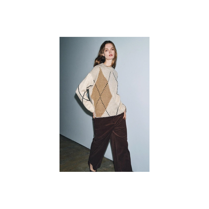 СВИТЕР С УЗОРОМ «РОМБЫ»