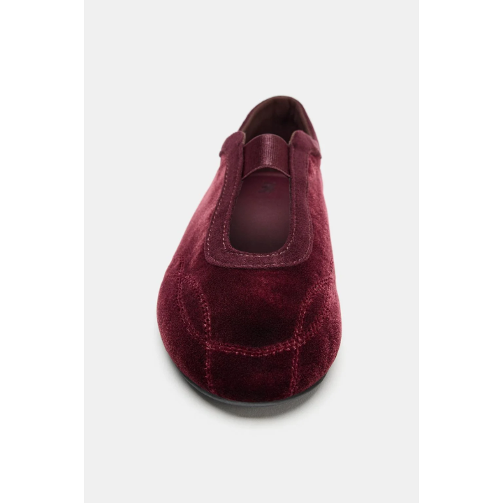 БАЛЕТКИ С ЭФФЕКТОМ ВЕЛЮРА И ПРОШИВКОЙ