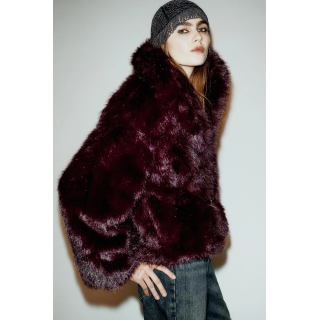 КУРТКА ИЗ ИСКУССТВЕННОГО МЕХА С ЗАСТЕЖКАМИ-ТОГГЛ