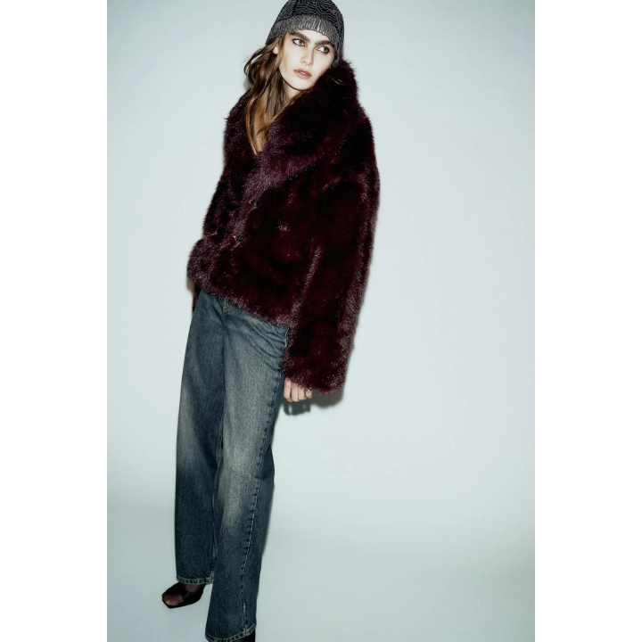 КУРТКА ИЗ ИСКУССТВЕННОГО МЕХА С ЗАСТЕЖКАМИ-ТОГГЛ