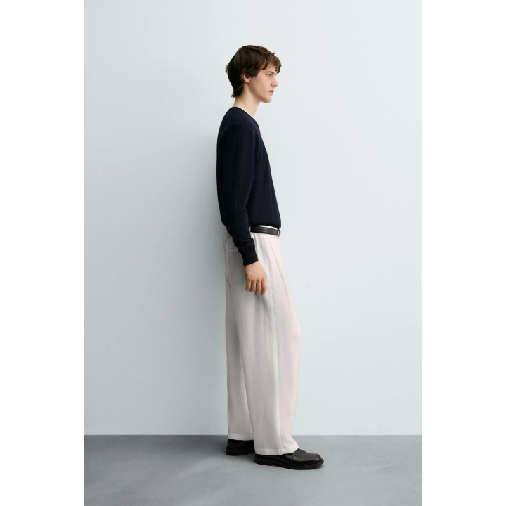 БРЮКИ ИЗ СТРУЯЩЕЙСЯ ТКАНИ СО СКЛАДКАМИ ПО БОКАМ