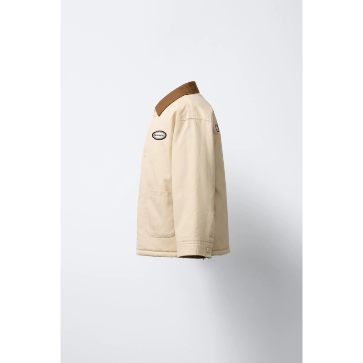 КУРТКА НА СТЕГАНОЙ ПОДКЛАДКЕ