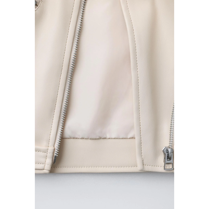 КУРТКА ИЗ ИСКУССТВЕННОЙ КОЖИ