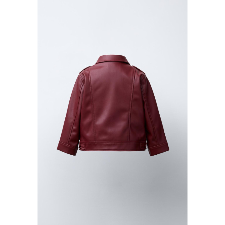 КУРТКА ИЗ ИСКУССТВЕННОЙ КОЖИ С ПРЯЖКАМИ