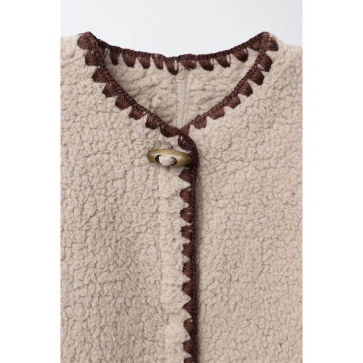 Флисовый комбинезон с контрастной отделкой