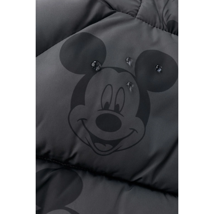Пуховик mickey mouse © disney с водоотталкивающей и ветрозащитной тканью