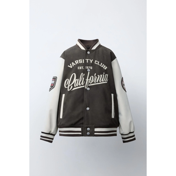 БОМБЕР С КАПЮШОНОМ И РУКАВАМИ ИЗ ИСКУССТВЕННОЙ КОЖИ