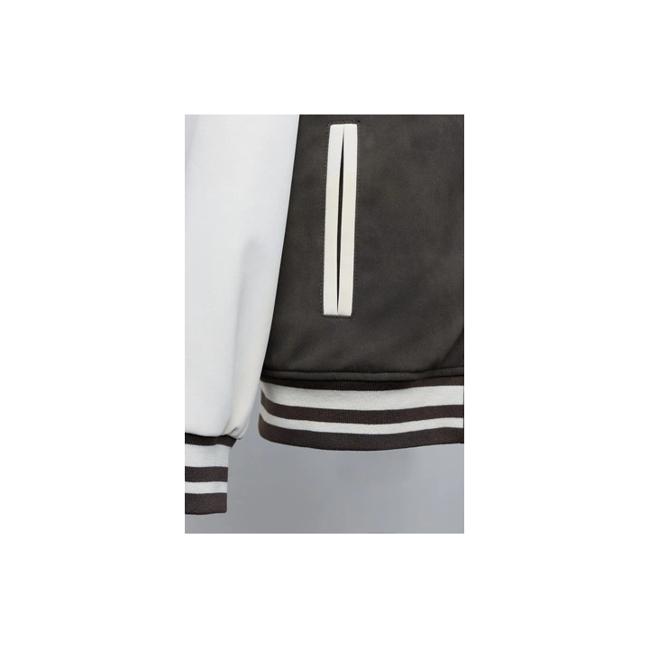 БОМБЕР С КАПЮШОНОМ И РУКАВАМИ ИЗ ИСКУССТВЕННОЙ КОЖИ