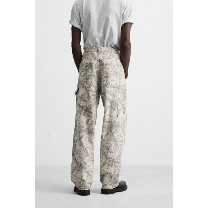 БРЮКИ КАРГО С АБСТРАКТНЫМ ПРИНТОМ